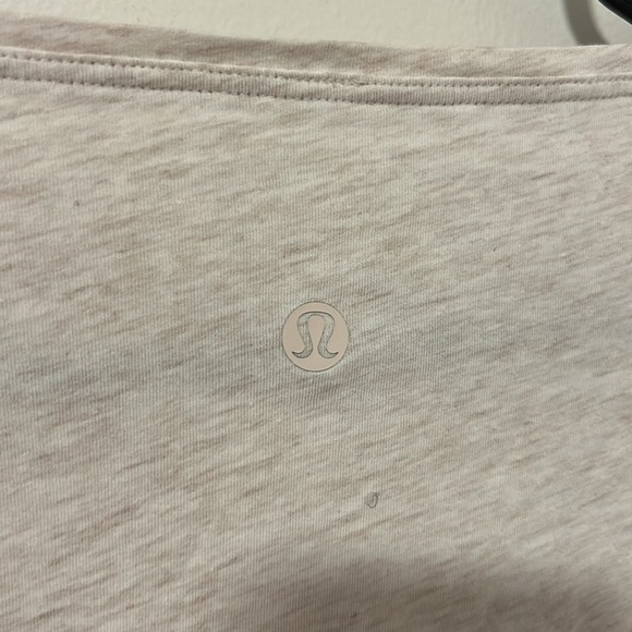 Lululemon Back in Action Light Pink Long Sleeve Best Fits Small Athletic - Picture 4 of 4